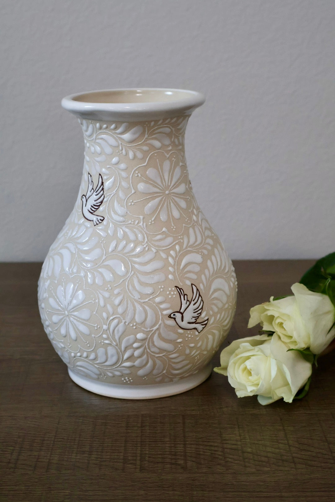 Palomita Blanca Vase